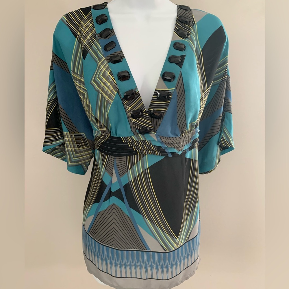 Emma James Abstract Top